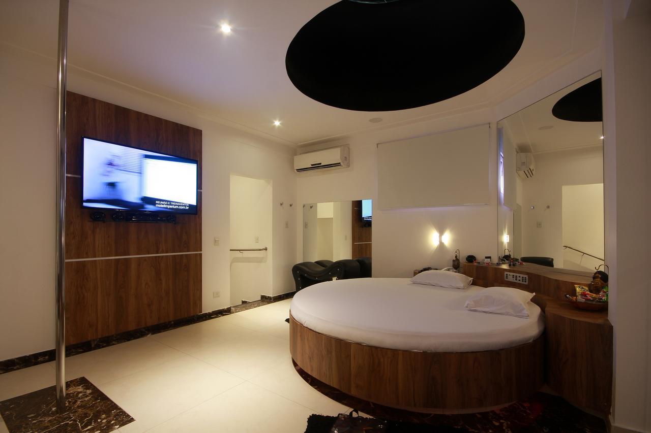 Motel Imperium (Adults Only) 奥萨斯库 外观 照片