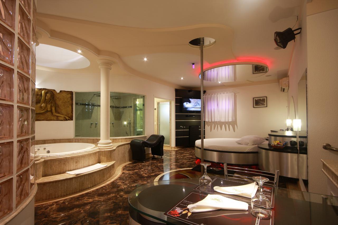 Motel Imperium (Adults Only) 奥萨斯库 外观 照片