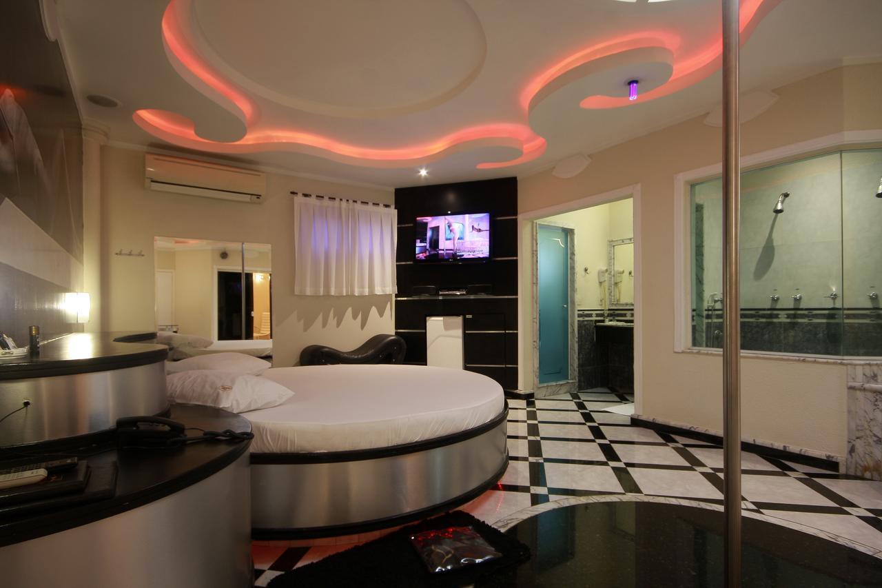 Motel Imperium (Adults Only) 奥萨斯库 外观 照片